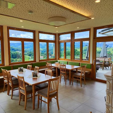 ロイトシャッハ Weingut Fellner Bed & Breakfast エクステリア 写真