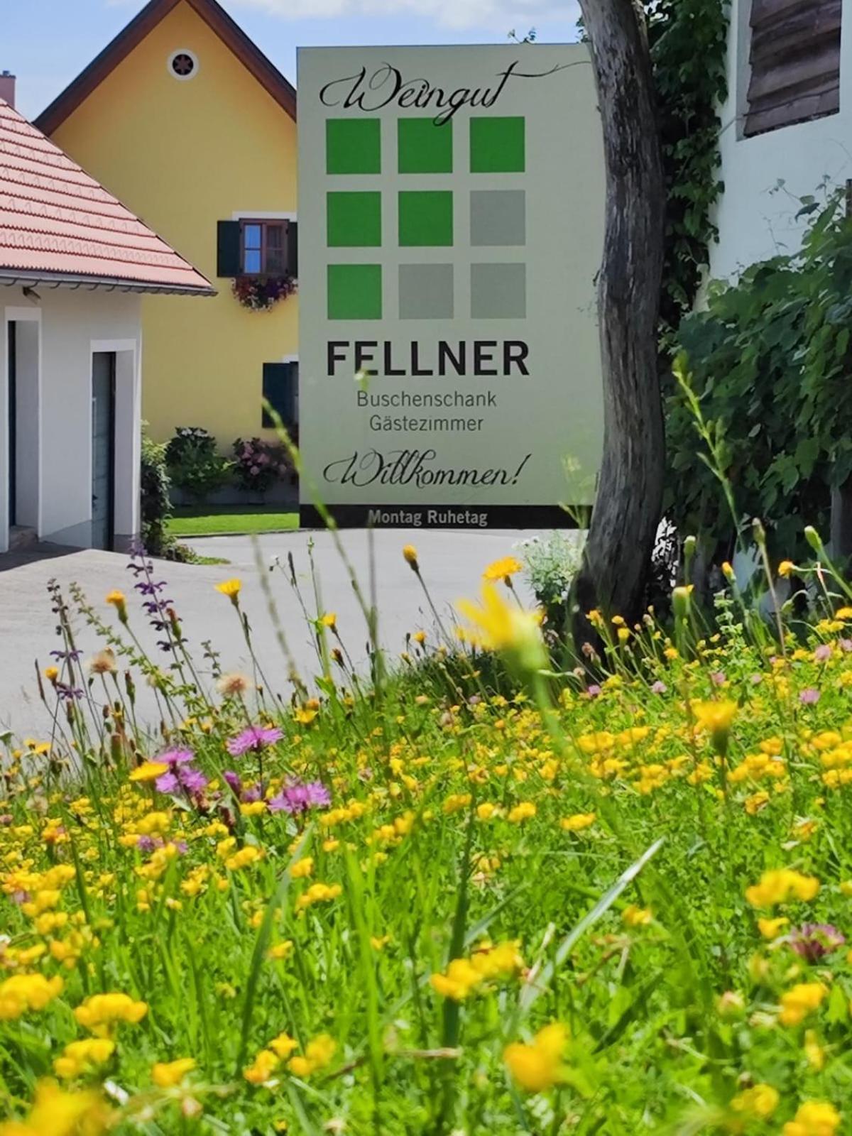 ロイトシャッハ Weingut Fellner Bed & Breakfast エクステリア 写真