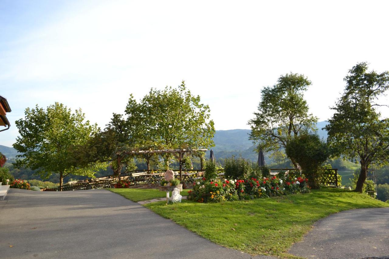 ロイトシャッハ Weingut Fellner Bed & Breakfast エクステリア 写真